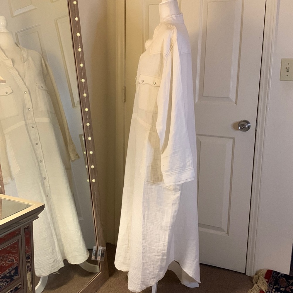 Free People Ivory Button-Front Peasant Top - Picture 8 of 16